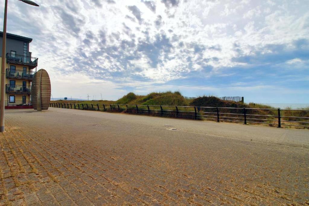 The Observatory By Mia Living 2 Bedroom Apartment Overlooking Swansea Beach With Free Parking Kültér fotó