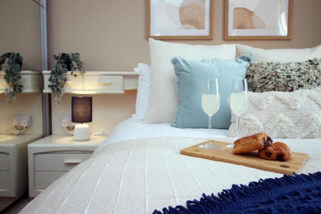 The Observatory By Mia Living 2 Bedroom Apartment Overlooking Swansea Beach With Free Parking Kültér fotó